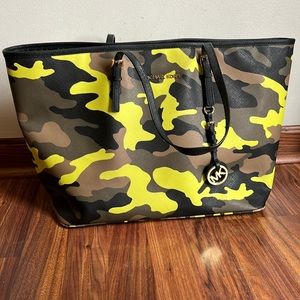 Camo and Neon Michael Kors Purse EUC